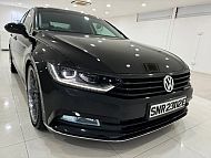 Volkswagen Passat B8 1.8 TFSI AT 2016 Black Push Start Sunroof